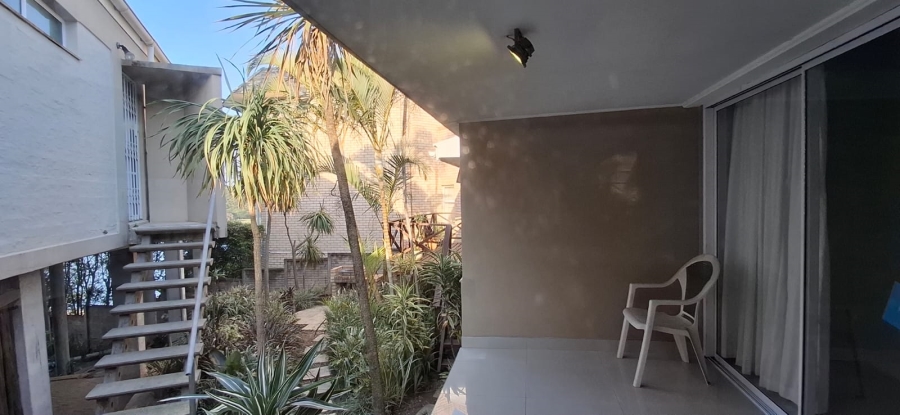 7 Bedroom Property for Sale in Bonza Bay Eastern Cape